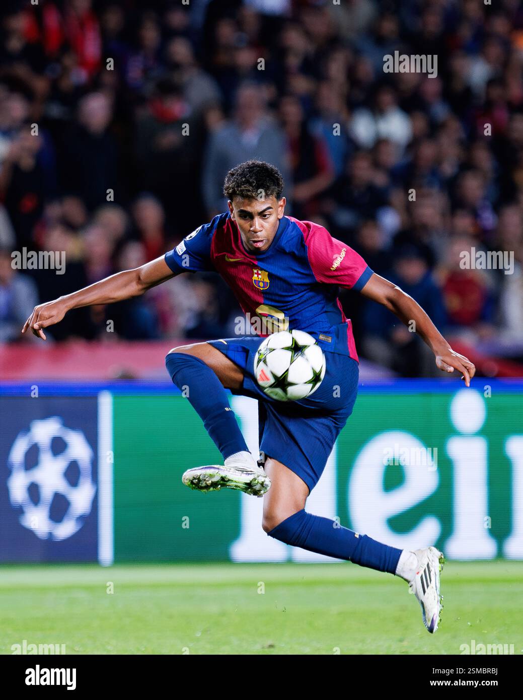 barcelona-spain-23rd-oct-2024-lamine-yamal-in-action-during-the