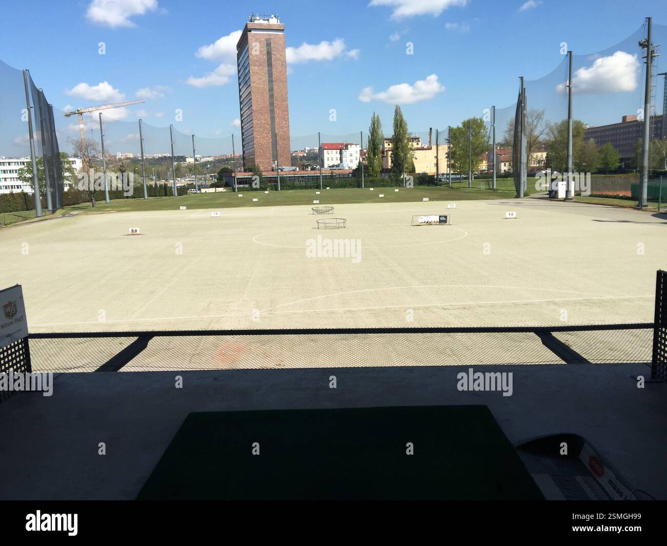 indoor driving range near me