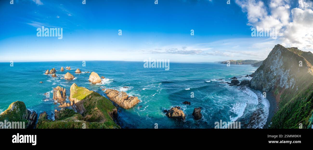 Nugget Point is a coastal landform on the Otago coast in New Zealand ...