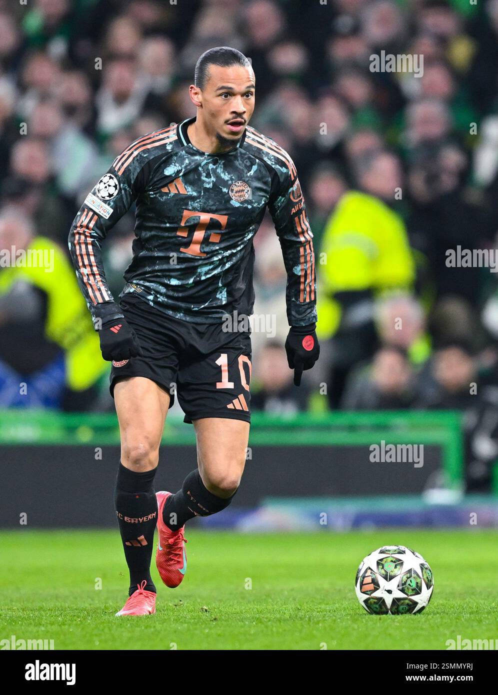 12 February 2025, Scotland, Glasgow: Soccer: Champions League, Celtic ...