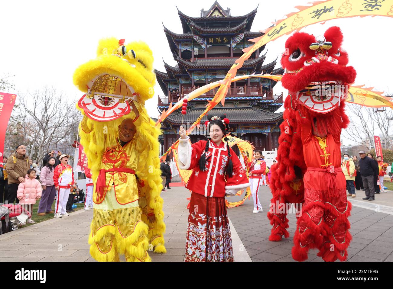 Folk artists perform to celebrate the Lantern Festival in Wuhan City