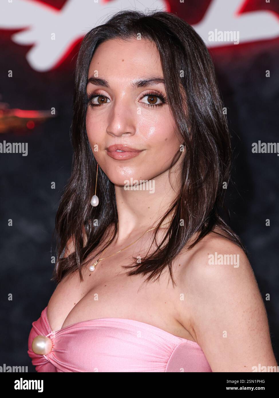 HOLLYWOOD, LOS ANGELES, CALIFORNIA, USA FEBRUARY 12 Julia Macchio