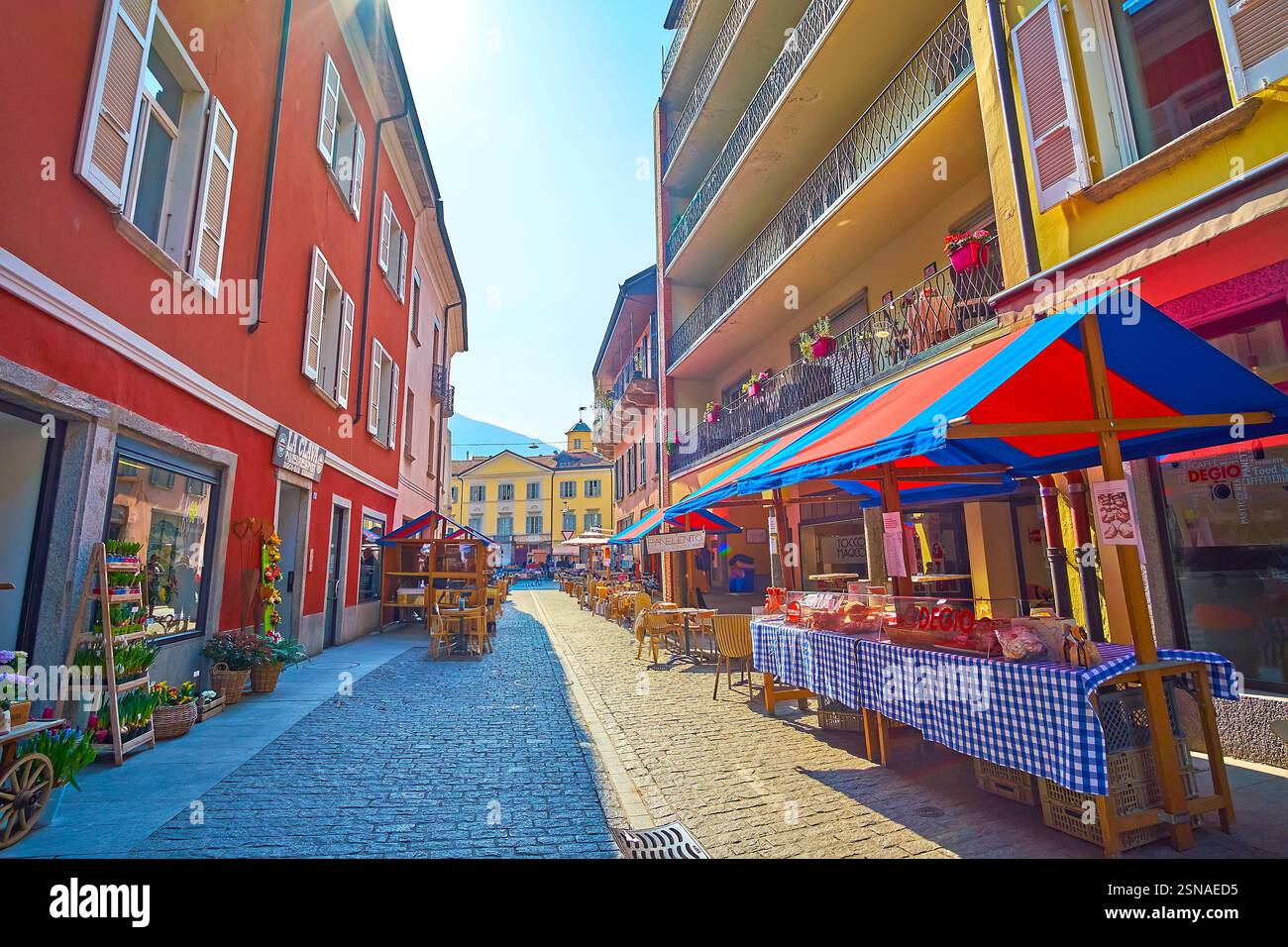 BELLINZONA, SWITZERLAND - MARCH 19, 2022: The baker's stall on the Saturday Market in the heart of the city, on March 19 in Bellinzona, Switzerland Stock Photo