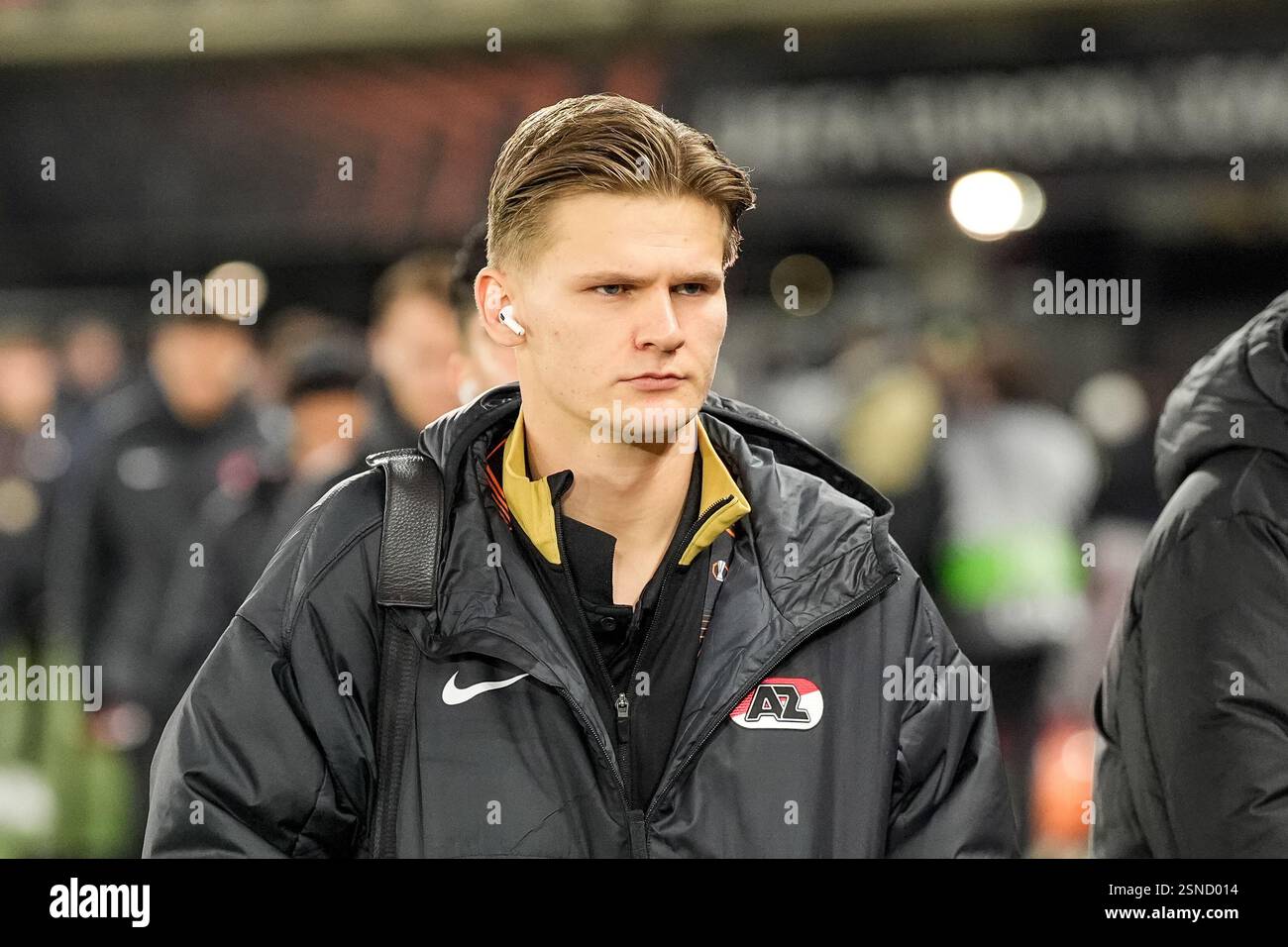 ALKMAAR, NETHERLANDS - FEBRUARY 13: David Møller Wolfe of AZ enters the ...