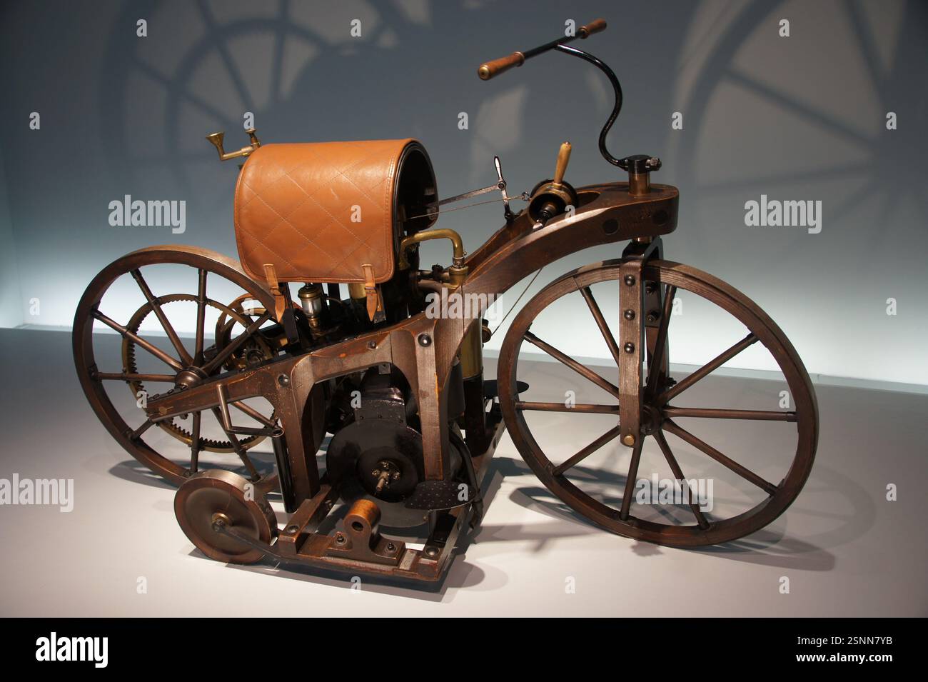 Daimler reitwagen hi-res stock photography and images - Alamy