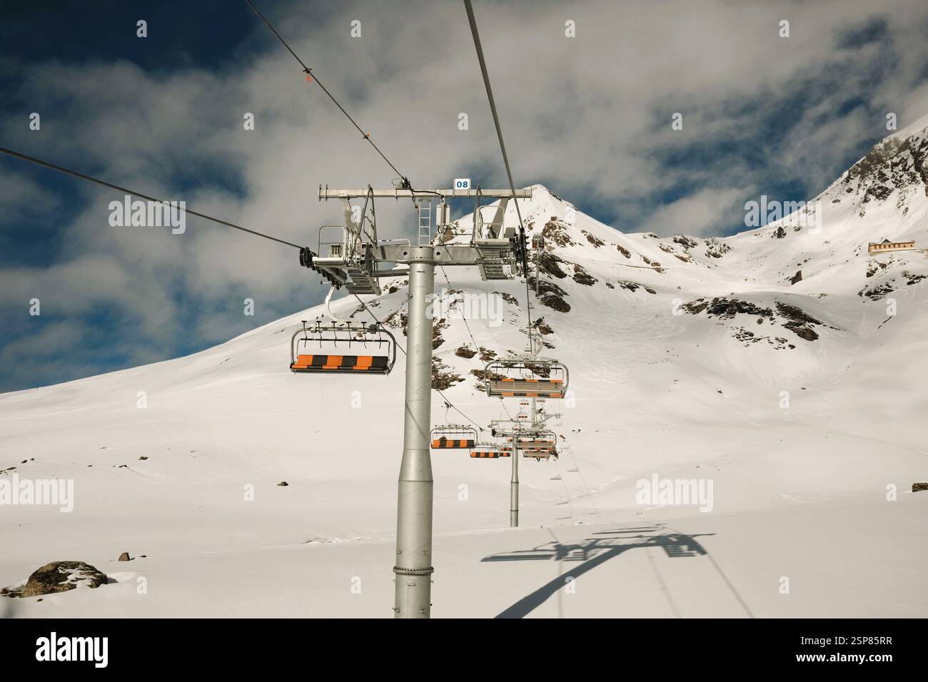 Mechanical chair lift hi-res stock photography and images - Alamy