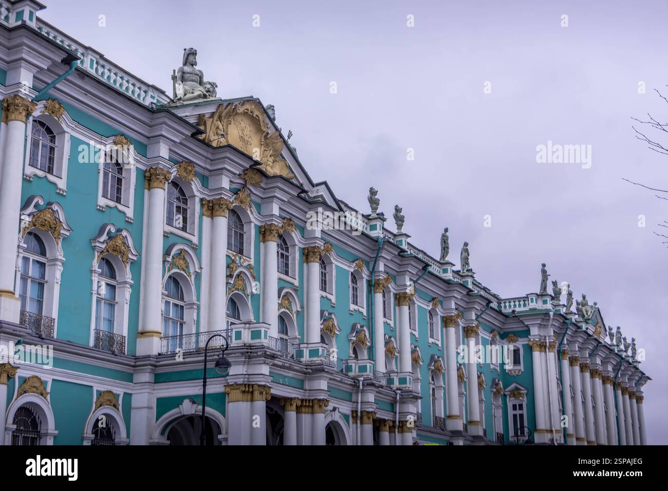 Horizontal photo facade palace hi-res stock photography and images - Alamy