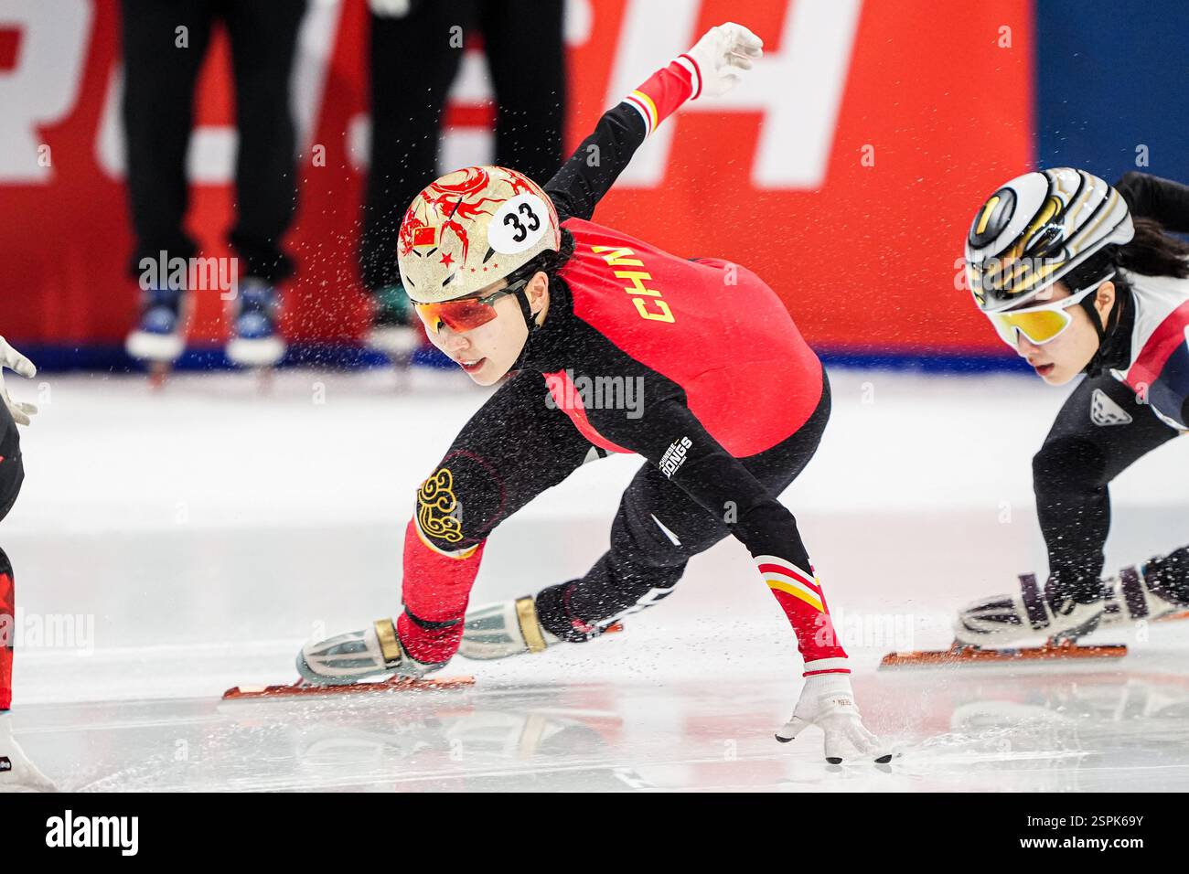 Yize zang hi-res stock photography and images - Alamy