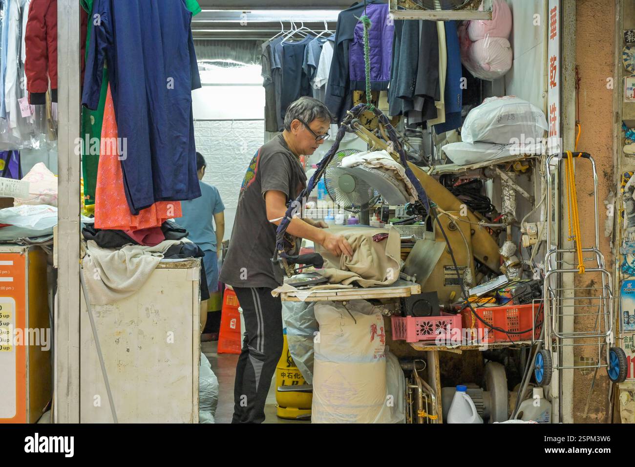 VOLKSREPUBLIK CHINA ENGLISH visual data 4