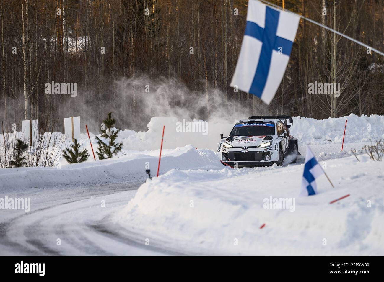 05 Sami PAJARI, Marko SALMINEN, Toyota GR Yaris Rally1, action during