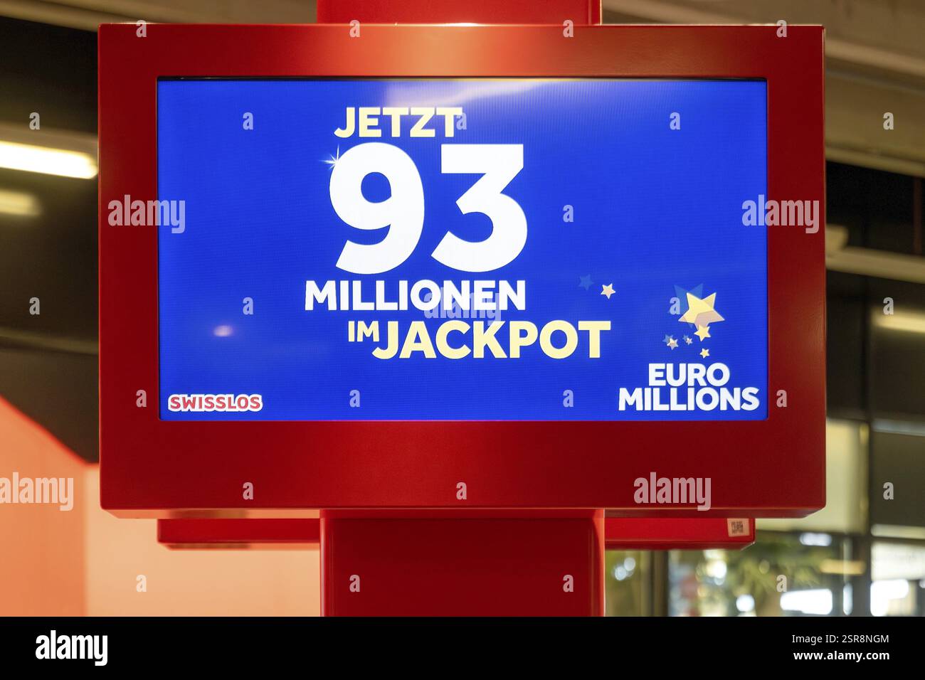 Screen advertising euro Millions jackpot 93 million Stock Photo