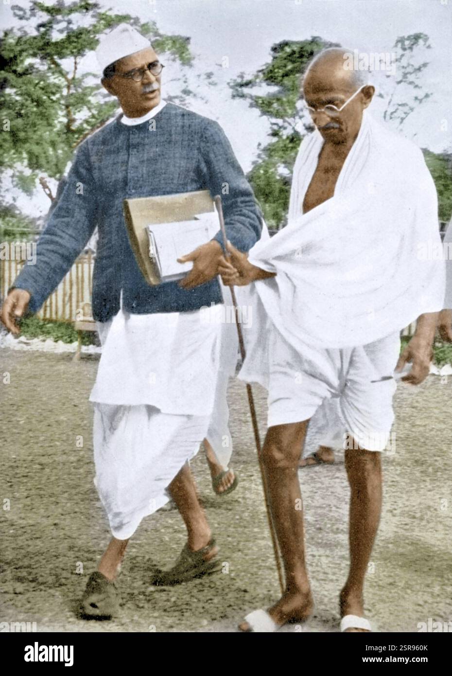 mahatma-gandhi-walking-hi-res-stock-photography-and-images-alamy