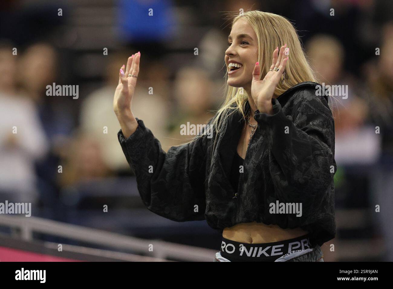 Keely Hodgkinson during the Keely Klassic Event at Utiliita Arena, Birmingham on Saturday 15th February 2025. (Photo: Pat Scaasi | MI News) Credit: MI News & Sport /Alamy Live News Stock Photo