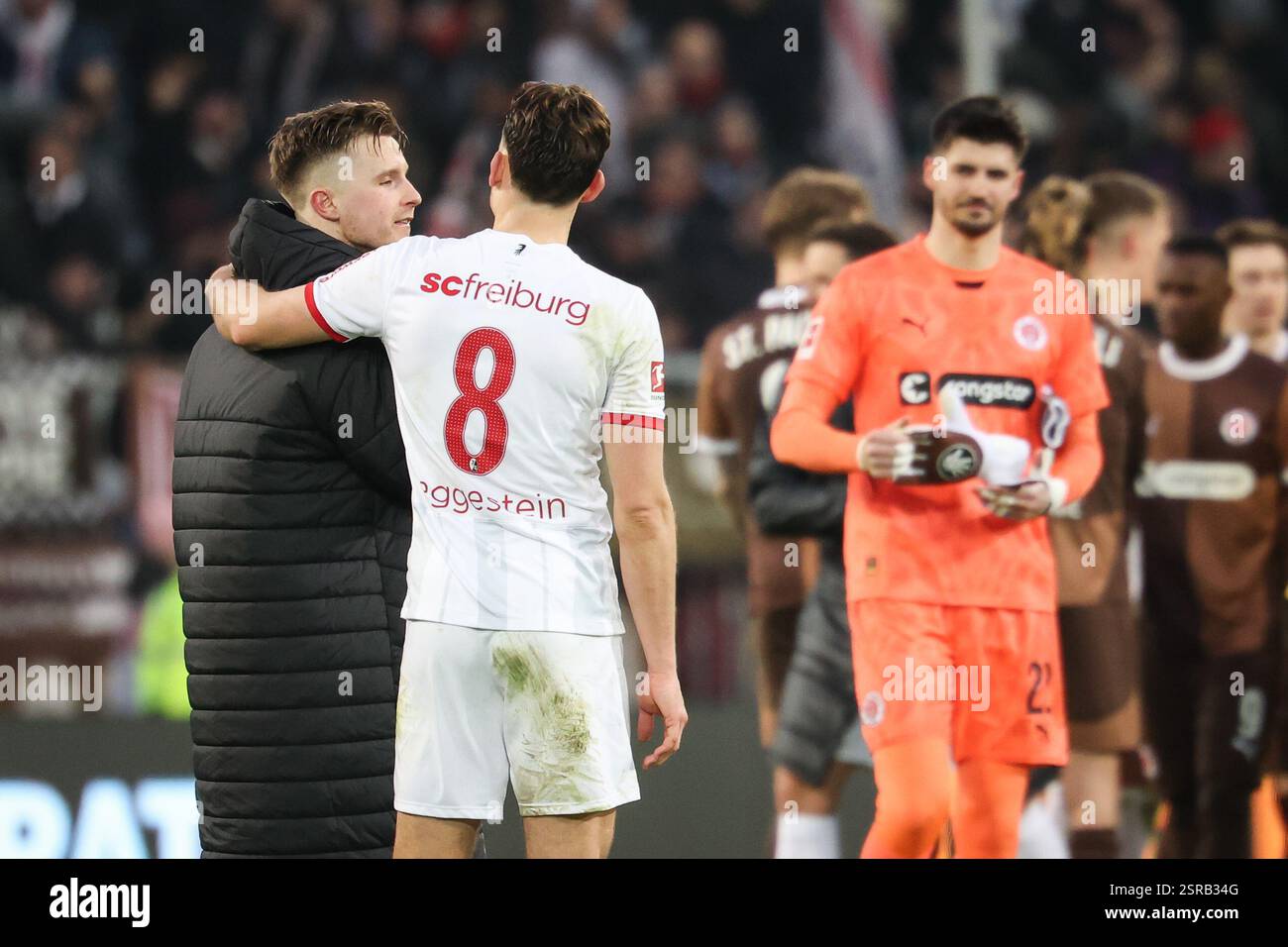 Hamburg, Germany. 15th Feb, 2025. Soccer: Bundesliga, FC St. Pauli - SC ...
