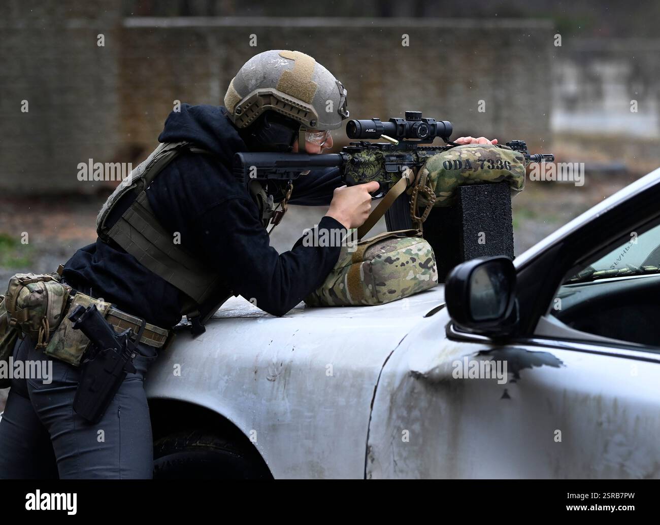 Tulsi gabbard hi-res stock photography and images - Alamy