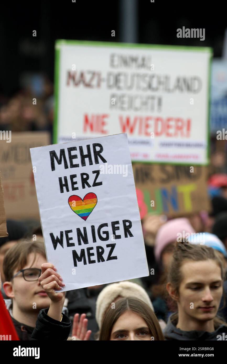 Unter Dem Titel Gemeinsam F r Demokratie Nie Wieder Ist Jetzt unter-dem-titel-gemeinsam-f-r-demokratie-nie-wieder-ist-jetzt