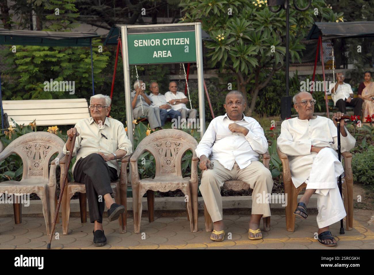 Indian old man garden hi-res stock photography and images - Alamy