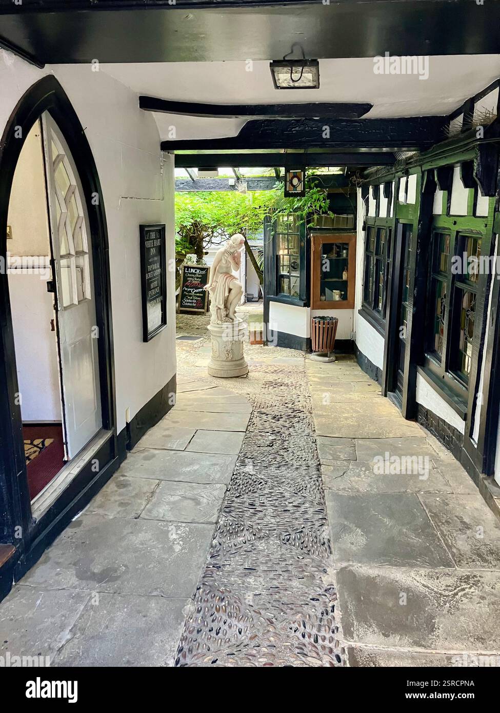 Entrancy to the Historic White Heart Pub in South Street, Exeter, Devon - Smartphone Captured Stock Image