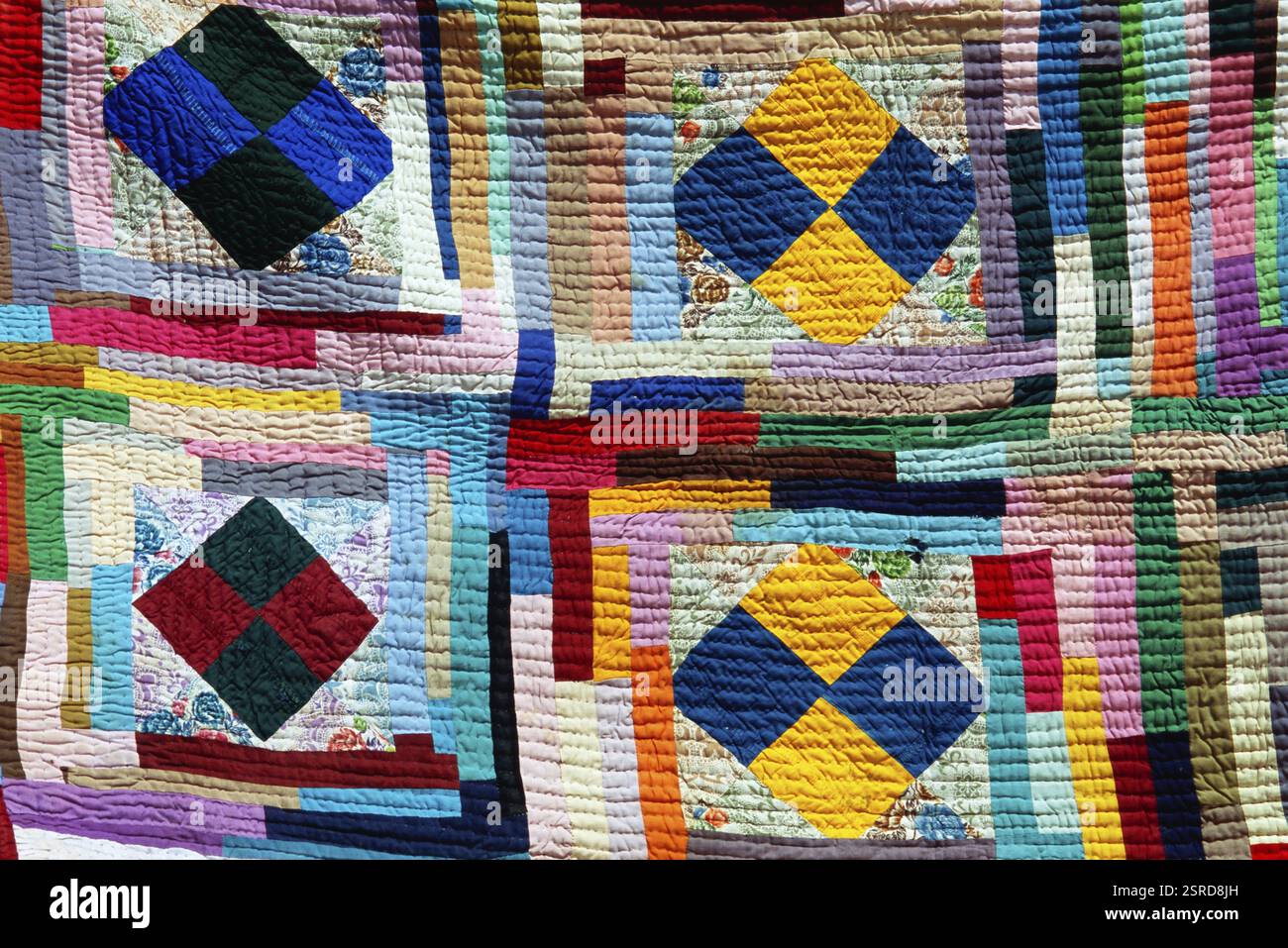 Kutch quilts hi-res stock photography and images - Alamy