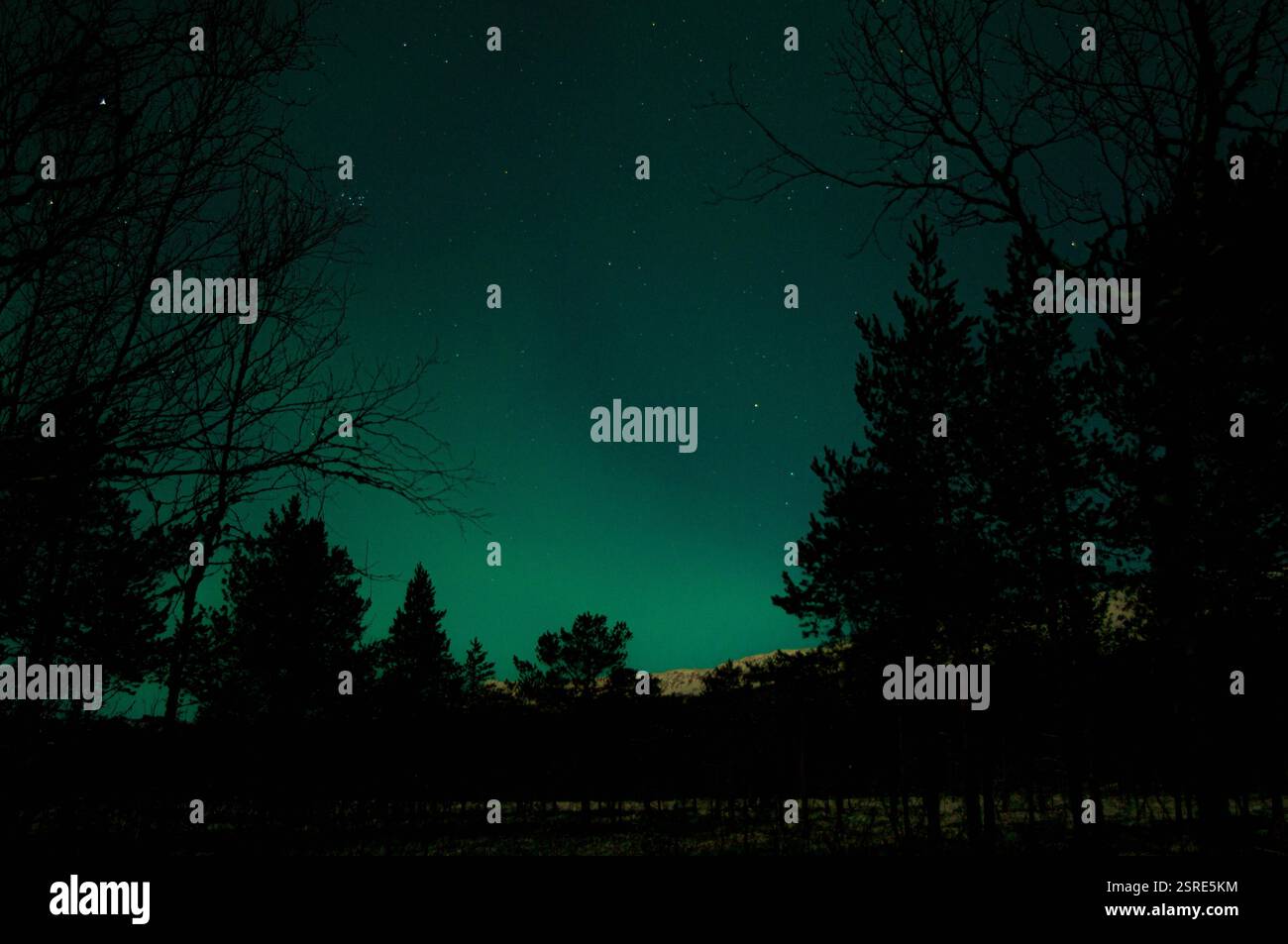 Aurora borealis landscape hi-res stock photography and images - Alamy