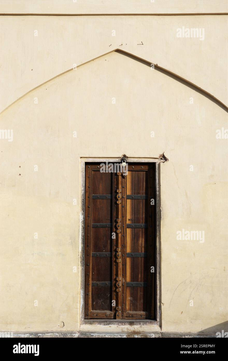 Old wooden door in Amer fort known Amber in Amber, Jaipur, Rajasthan, India, Asia Stock Photo