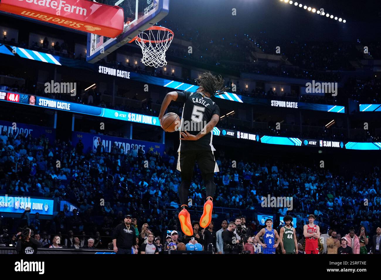 San Antonio Spurs guard Stephon Castle dunks during the slam dunk