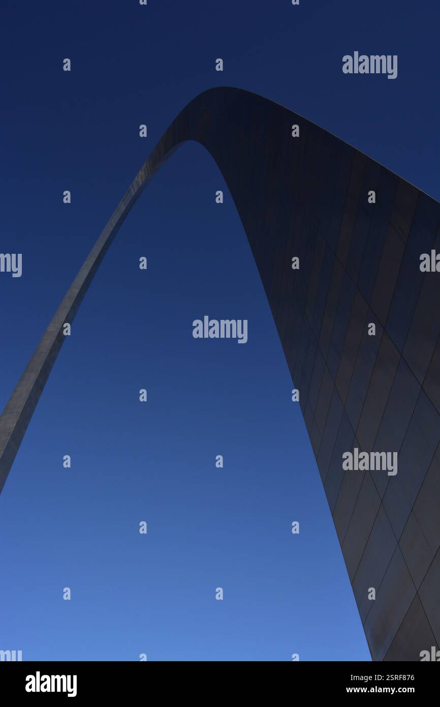 Arch hi-res stock photography and images - Alamy