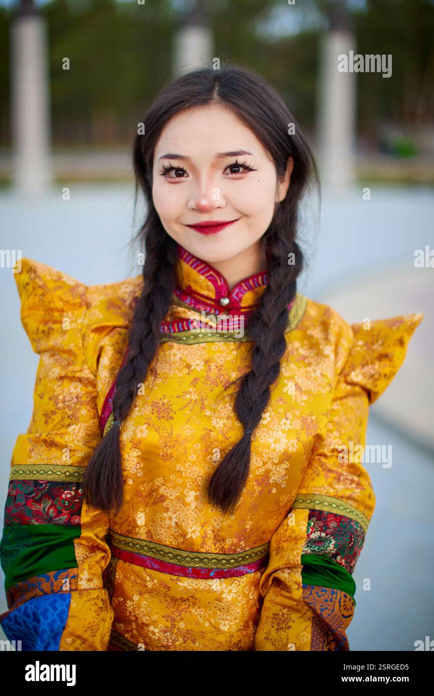 Mongolian girl wearing traditional costume of the Mongolian Stock Photo ...