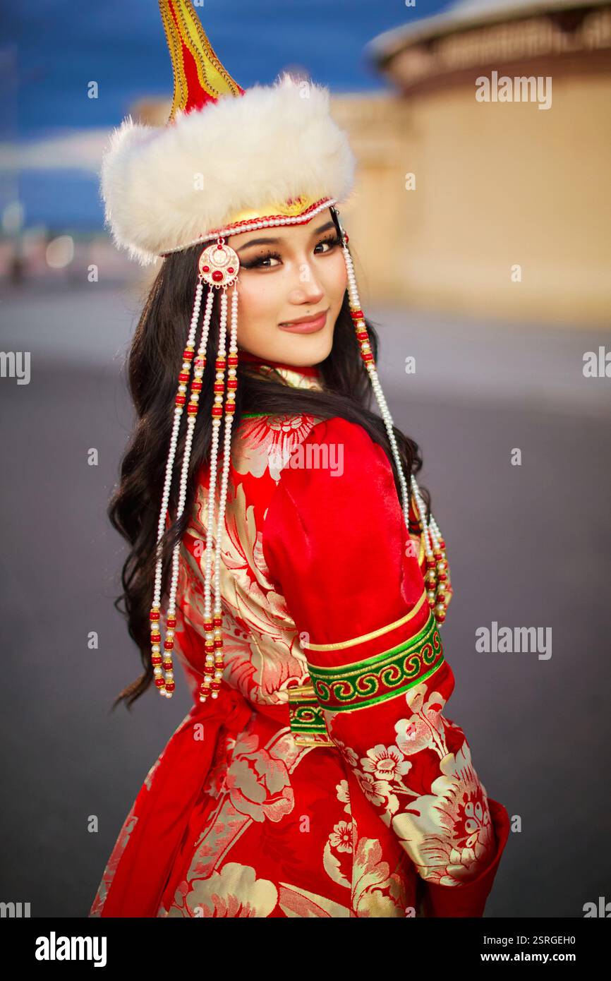 Mongolian girl wearing traditional costume of the Mongolian Stock Photo ...