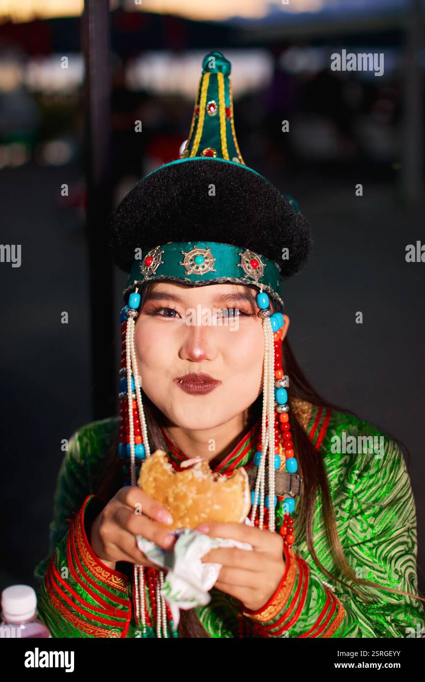 Mongolian girl wearing traditional costume of the Mongolian Stock Photo ...