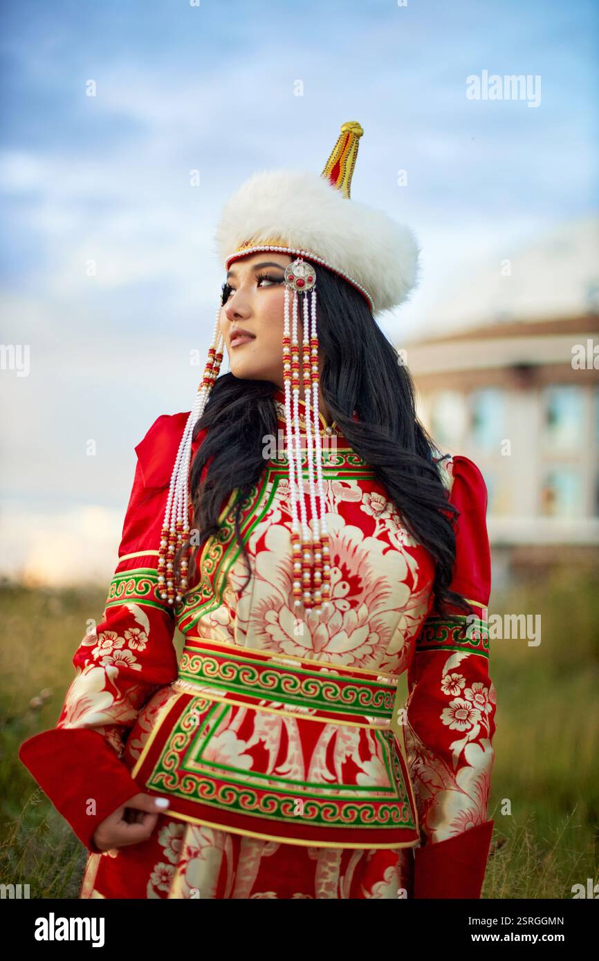 Mongolian girl wearing traditional costume of the Mongolian Stock Photo ...
