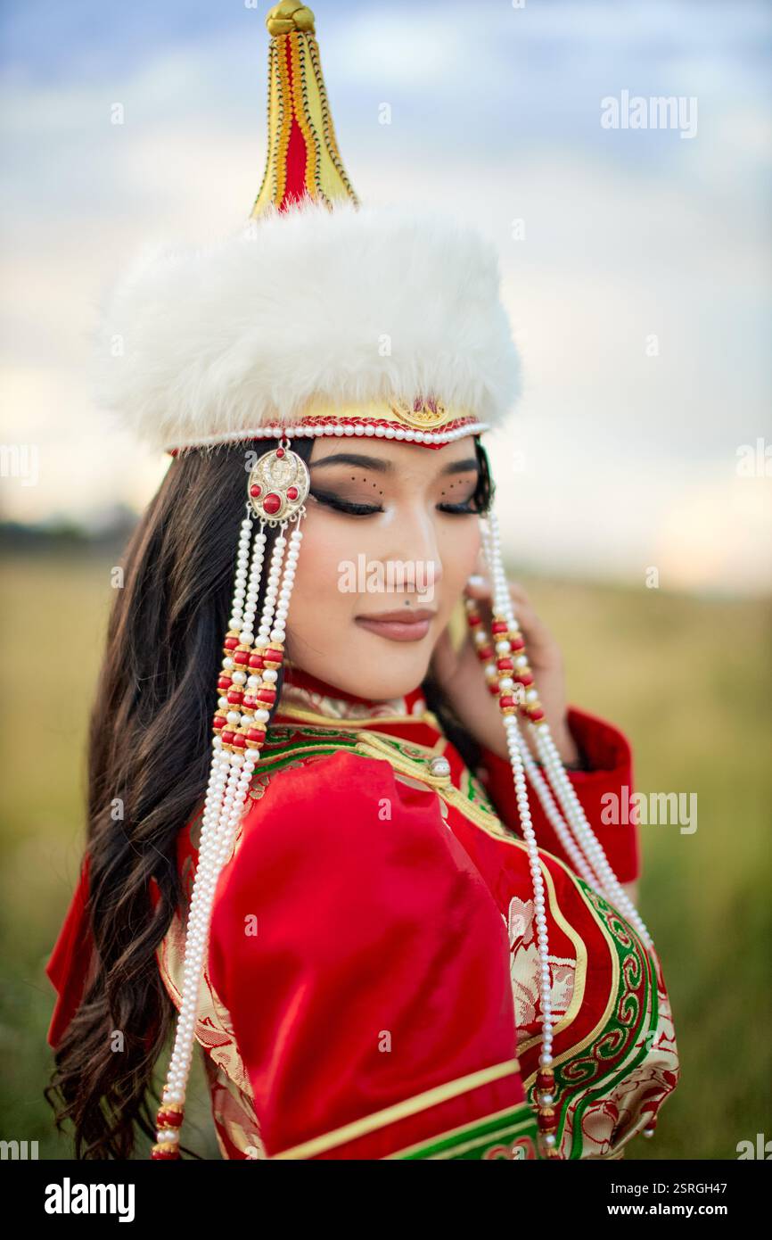 Mongolian girl wearing traditional costume of the Mongolian Stock Photo ...