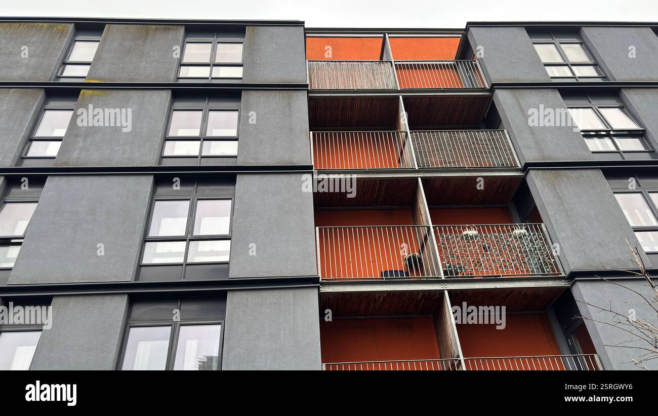 Modern brutal architecture flat living in the middle of the city of Edinburgh. Grungy urban architecture. Modern brutal concrete structure - Smartphone Captured Stock Image