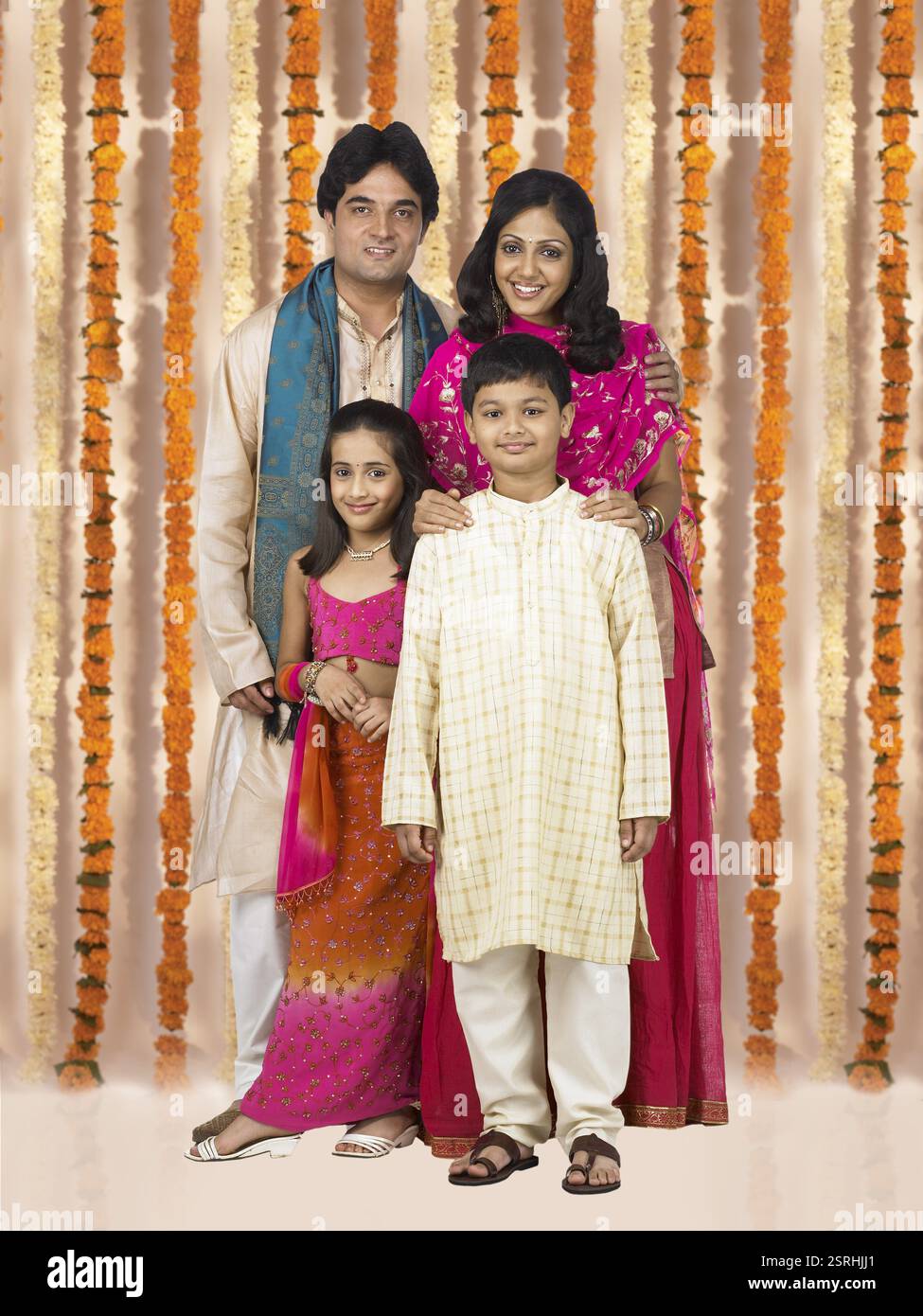 Parent parents family families hi-res stock photography and images - Alamy
