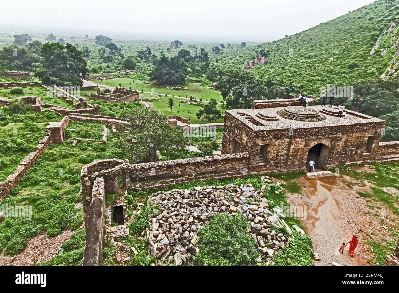 Fort Ruins Bhangarh Rajgarh Alwar Rajasthan India Asia Stock Fort Ruins Bhangarh Rajgarh Alwar Rajasthan India Asia Stock
