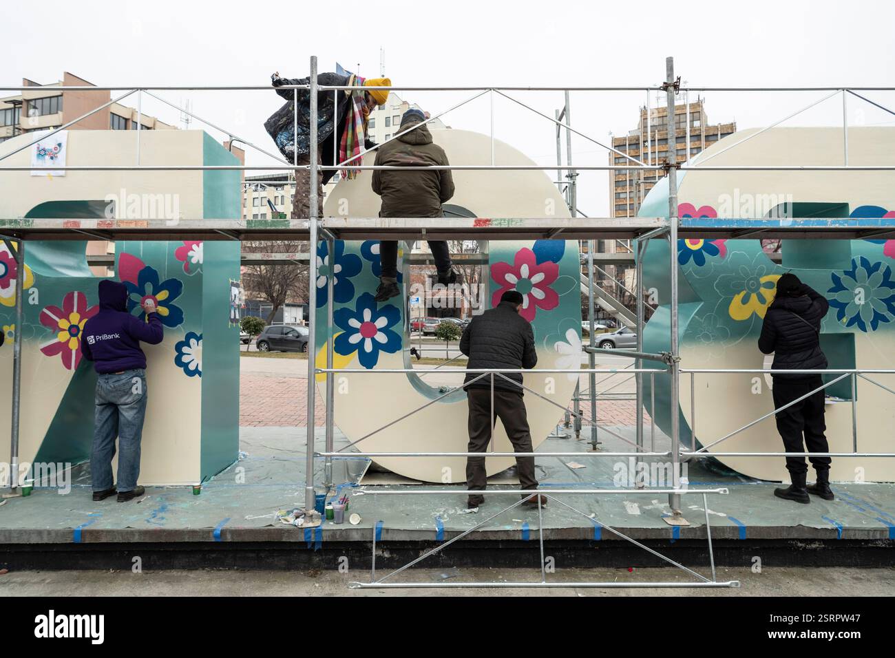 Pristina, Pristina, Kosovo. 16th Feb, 2025. Kosovo celebrates its 17th