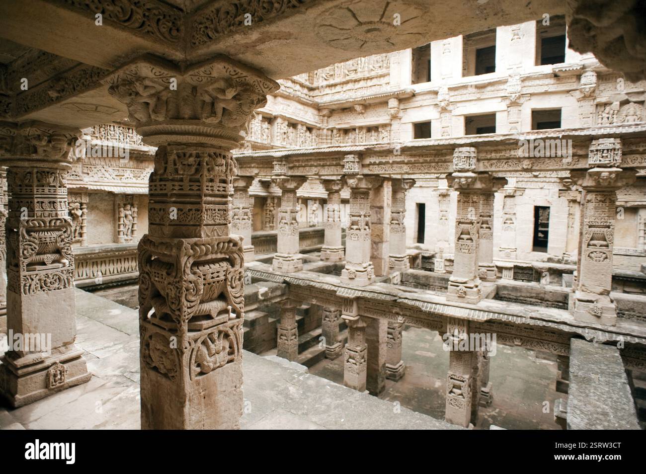 Evan, pillars at queens step well, Patan, Gujarat, India, Asia Stock Photo