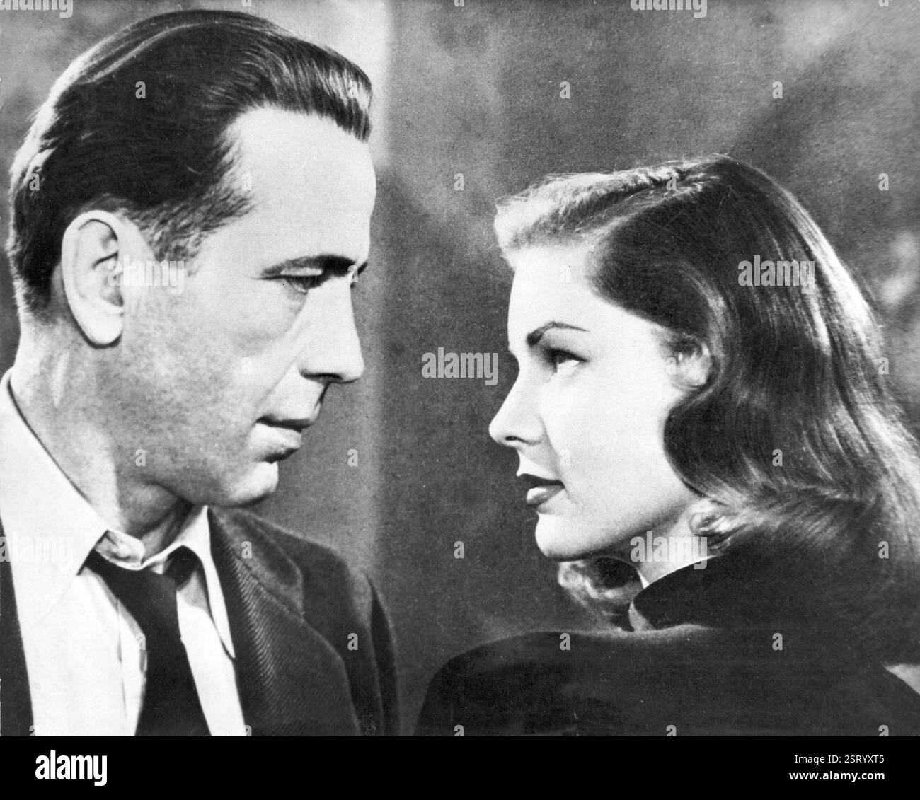 THE BIG SLEEP HUMPHREY BOGART, LAUREN BACALL THE BIG SLEEP Date: 1946 ...