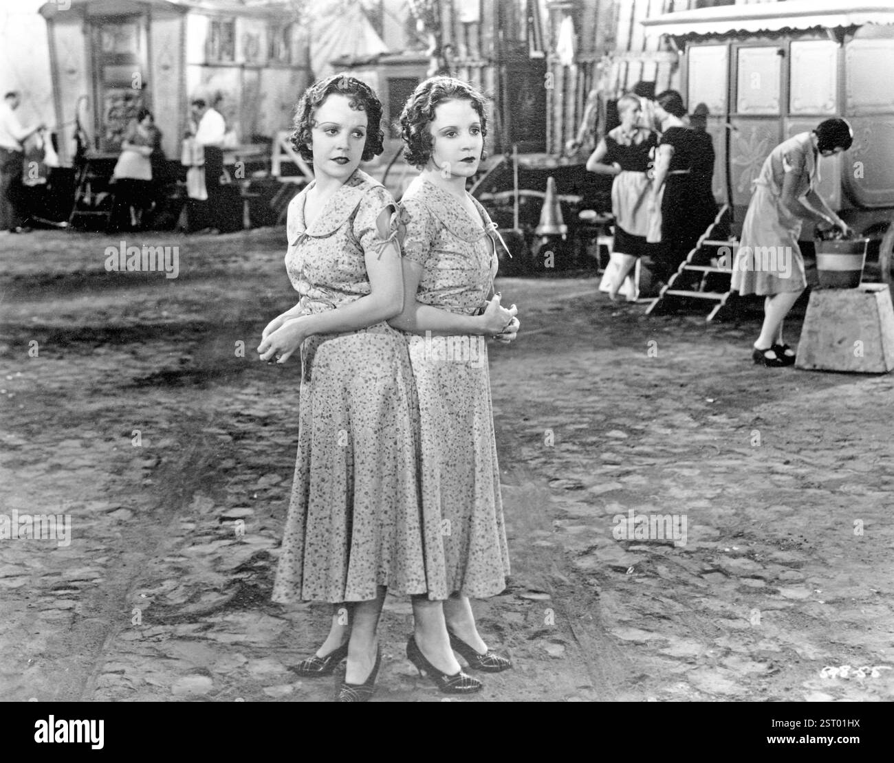 Daisy and violet hilton hi-res stock photography and images