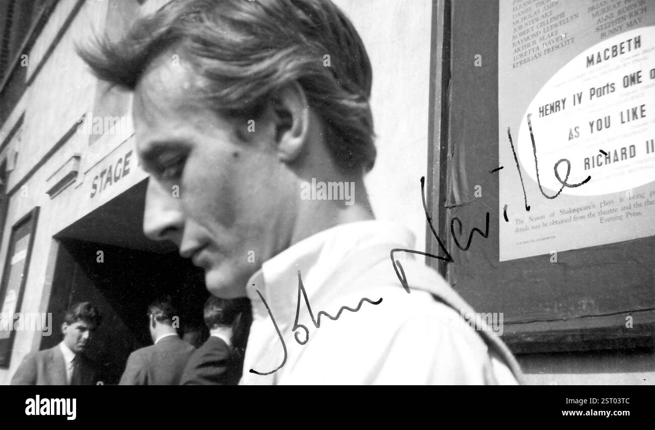 JOHN NEVILLE British Actor JOHN NEVILLE     Date: 1925 Stock Photo