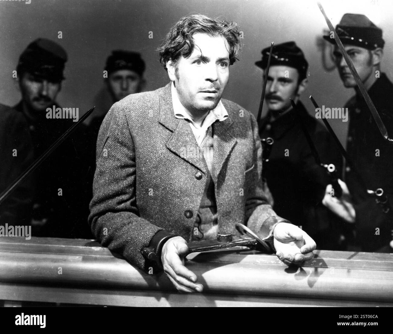 THE PRISONER OF SHARK ISLAND WARNER BAXTER THE PRISONER OF SHARK ISLAND ...