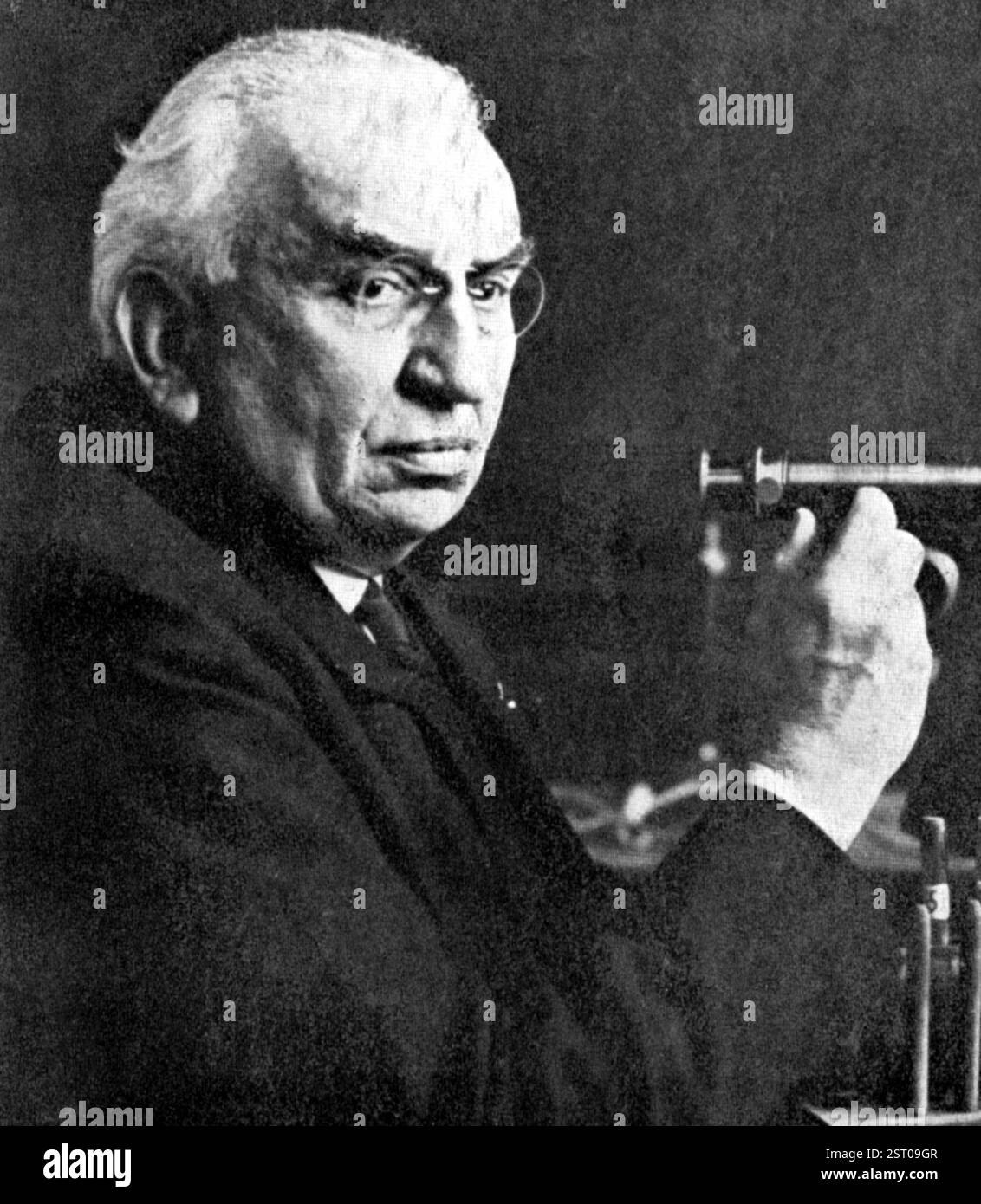 LOUIS LUMIERE [1864 - 1948]  Inventor of the Cinematographe and early film pioneer, credited along side his brother, Auguste, as one of the inventors of moving pictures.     Date: 1948 Stock Photo