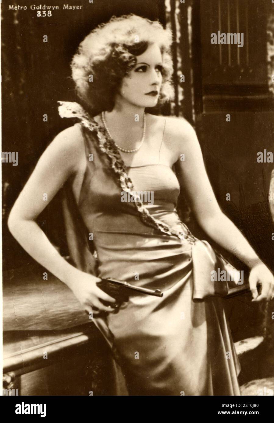 Greta garbo mysterious lady 1928 hi-res stock photography and images ...