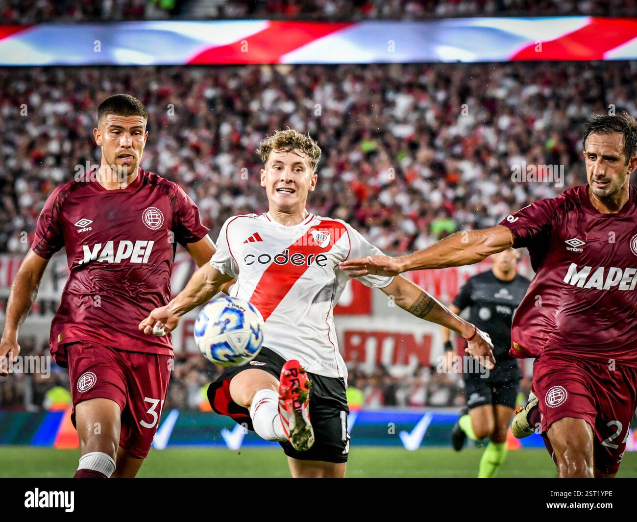 Penal futbol hi-res stock photography and images - Alamy