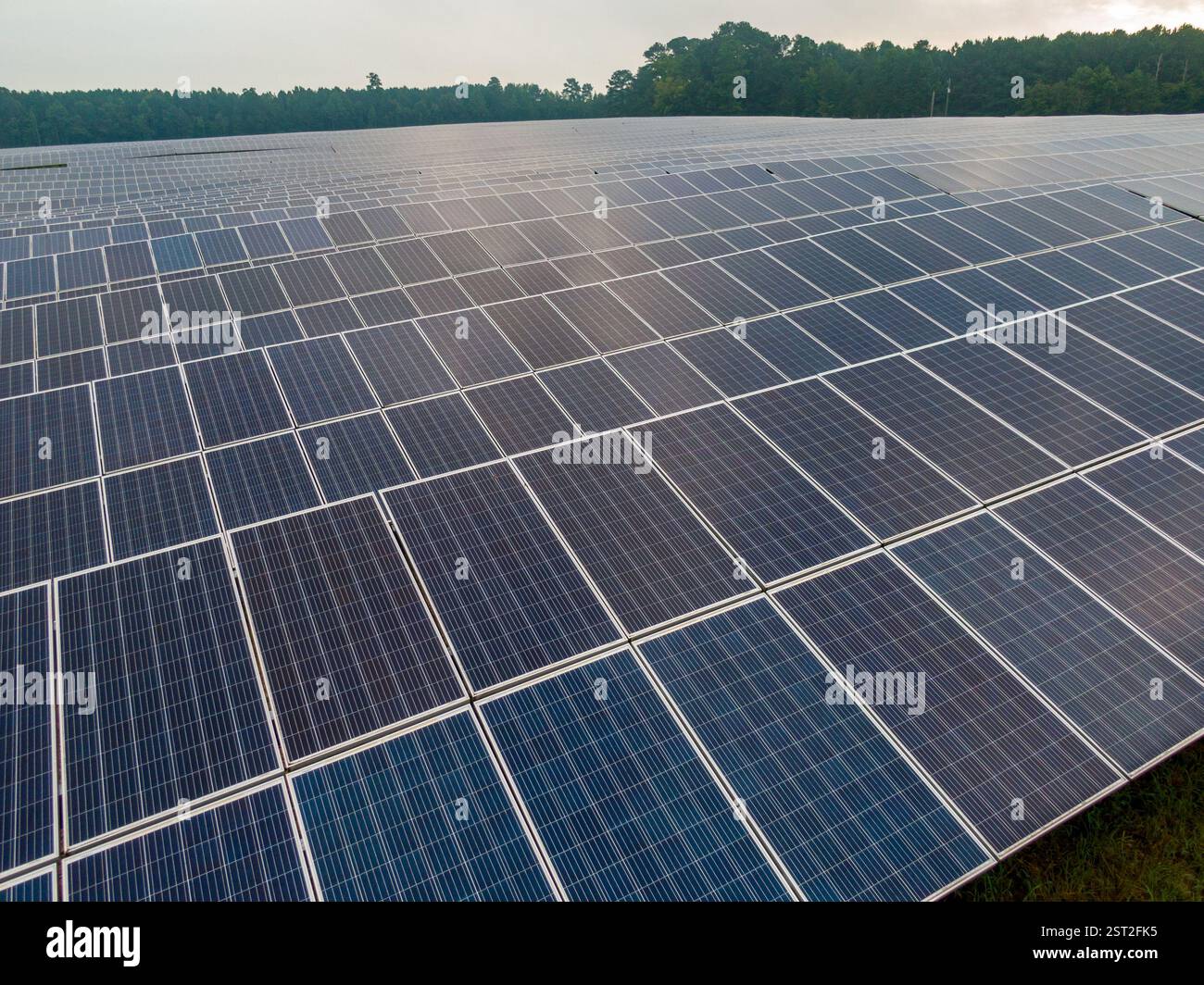Aerial images of solar farm hi-res stock photography and images - Alamy