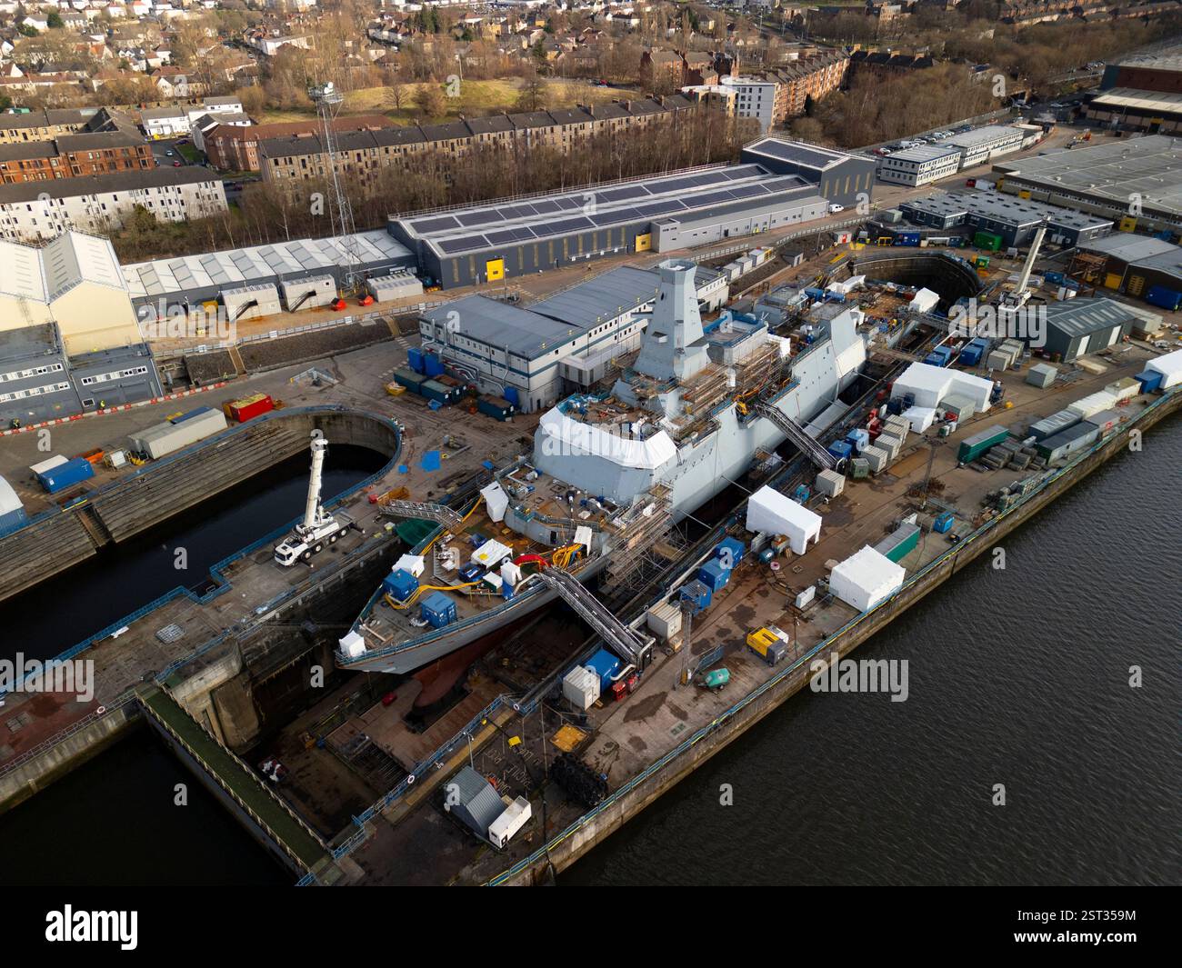Aerial view of HMS Cardiff Type 26 frigate under construction at BAE Systems shipyard at Scotstoun on the River Clyde, Glasgow, Scotland, UK Stock Photo