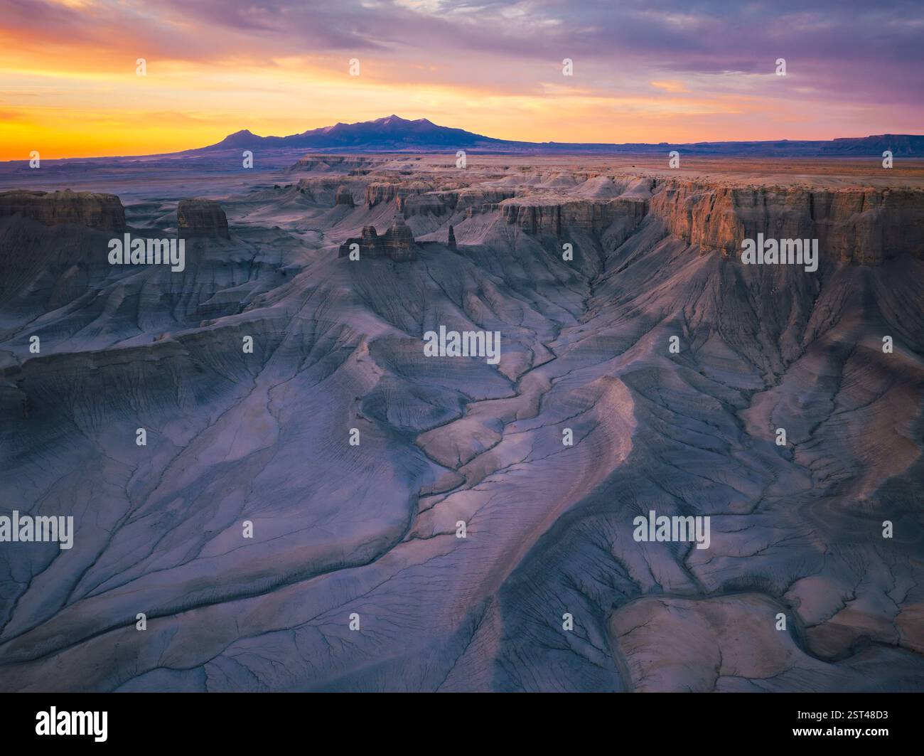 Aerial view vibrant sunrise hi-res stock photography and images - Alamy