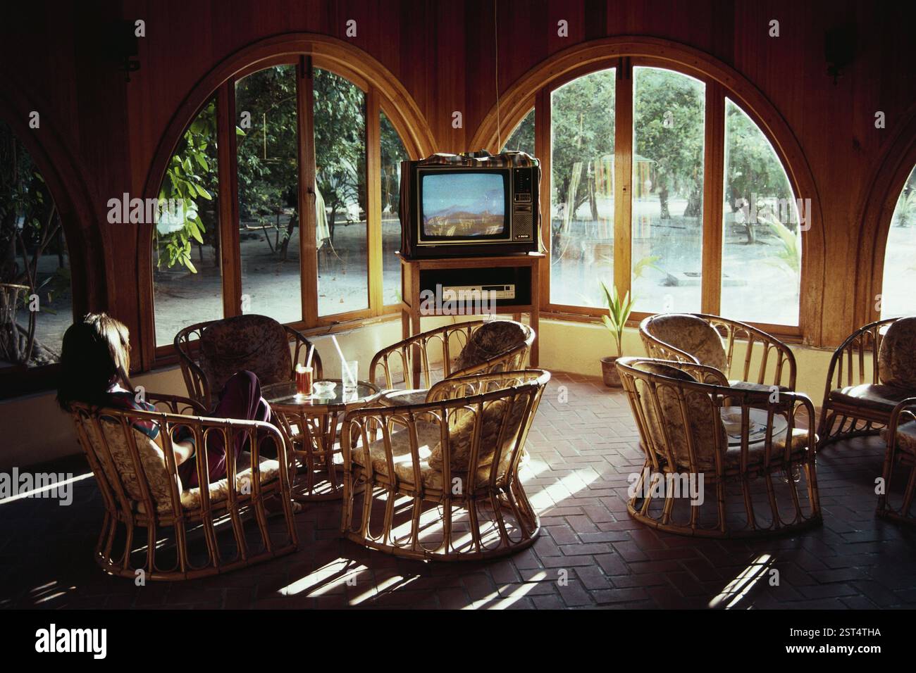 Hotel complex lobby hi-res stock photography and images - Alamy