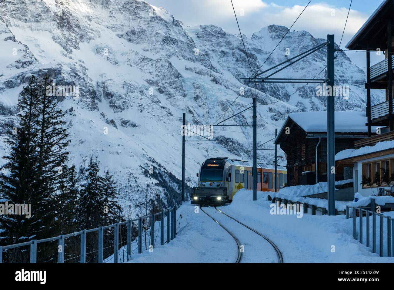 Murren village winter hi-res stock photography and images - Alamy