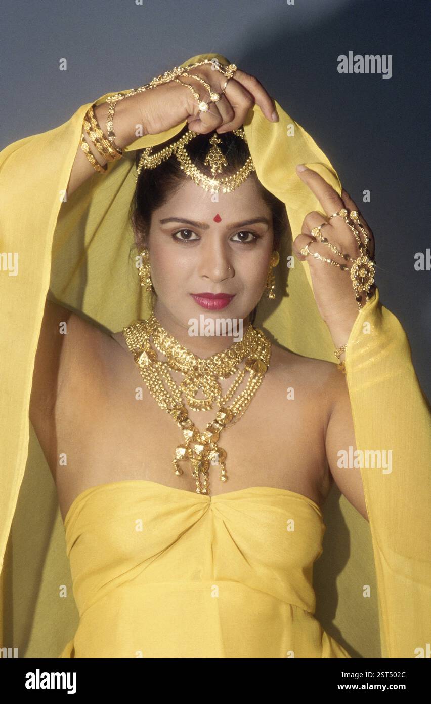 Jewellery expo hi-res stock photography and images - Alamy